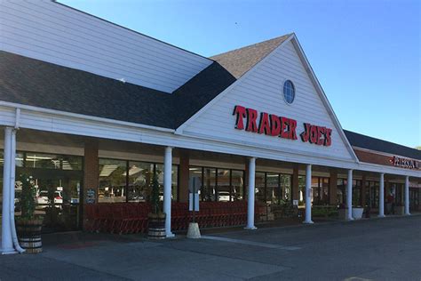 trader joe's naperville|trader joes 805.